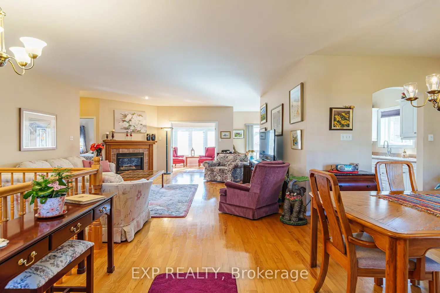 434 Moffatt Street photo 5
