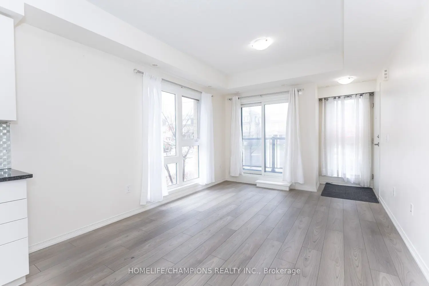 Additional image 5 of 8825 Sheppard Avenue 201