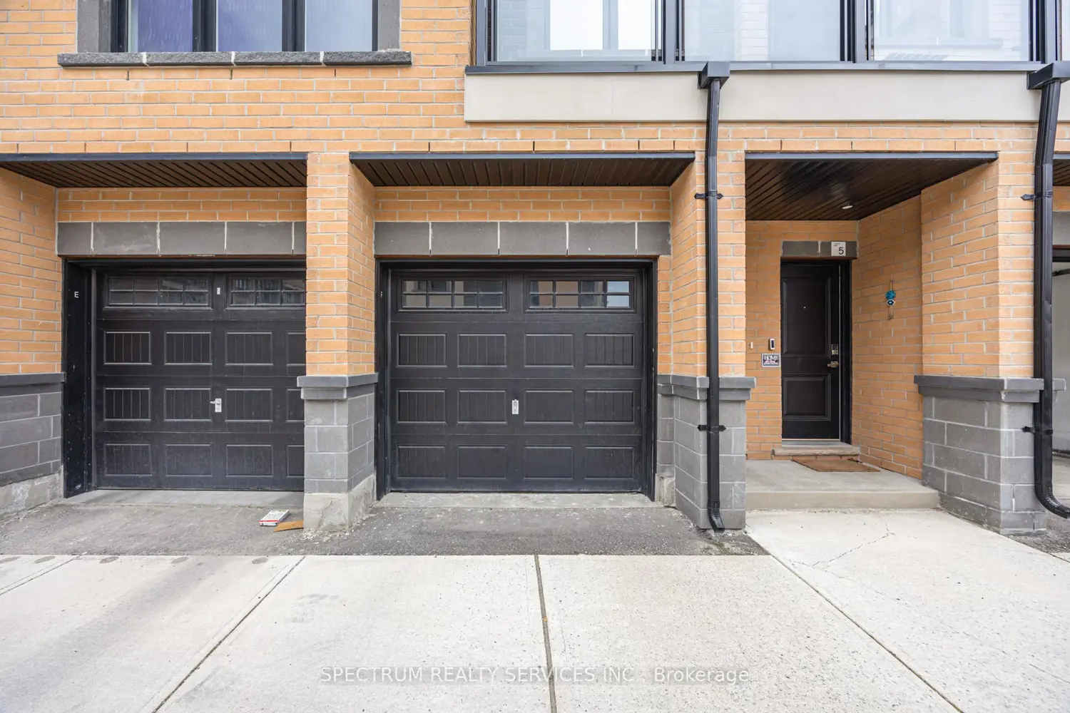 7 Phelps Lane 3 photo 3