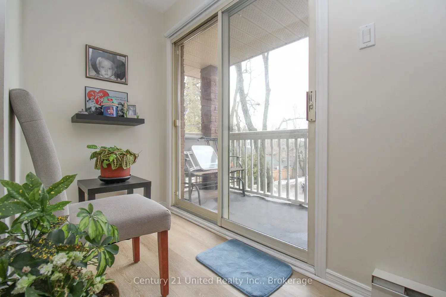 1110 Clonsilla Avenue 204 photo 2