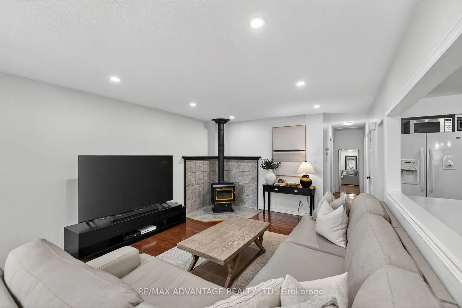 60 Wexford Avenue photo 5