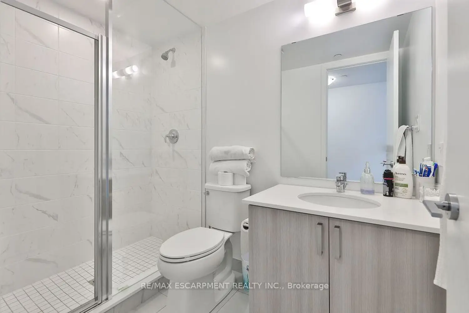 Additional image 15 of 556 Marlee Avenue 606