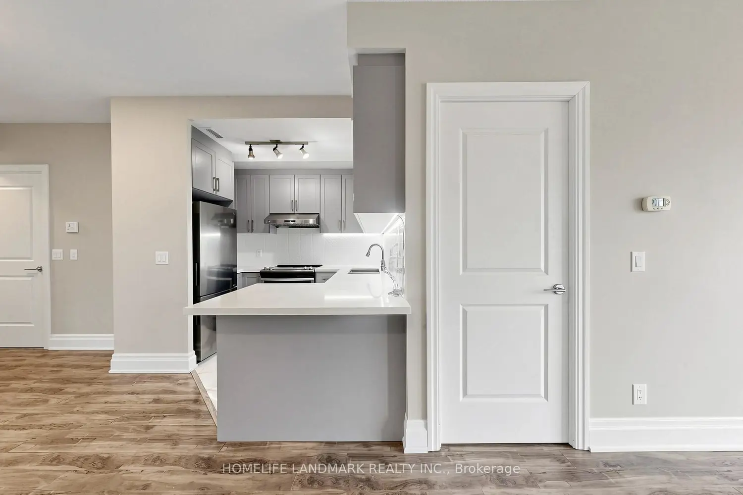Additional image 8 of 21 Upper Duke Crescent 314B