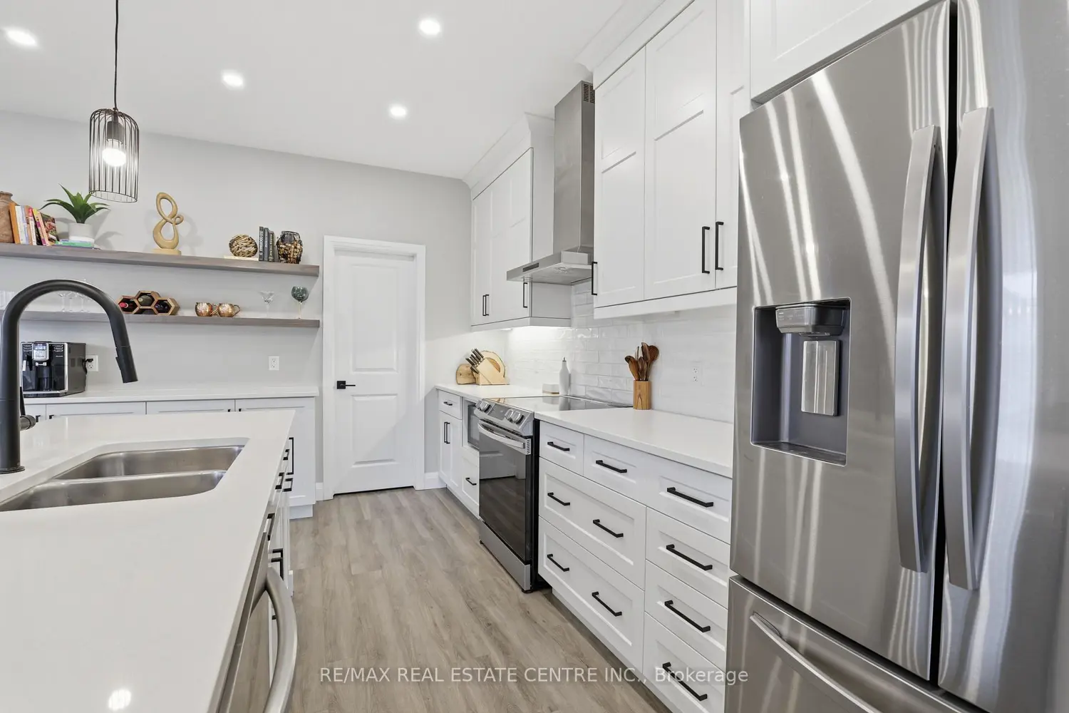 95 Dallan Drive photo 5