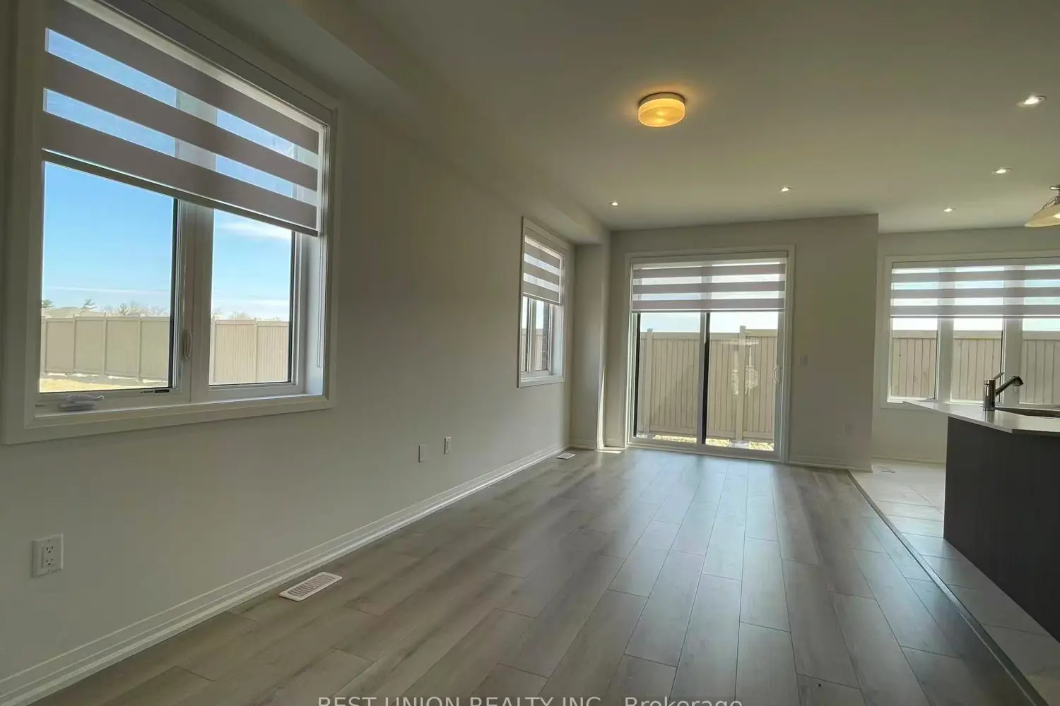 70 Tipp Drive photo 4