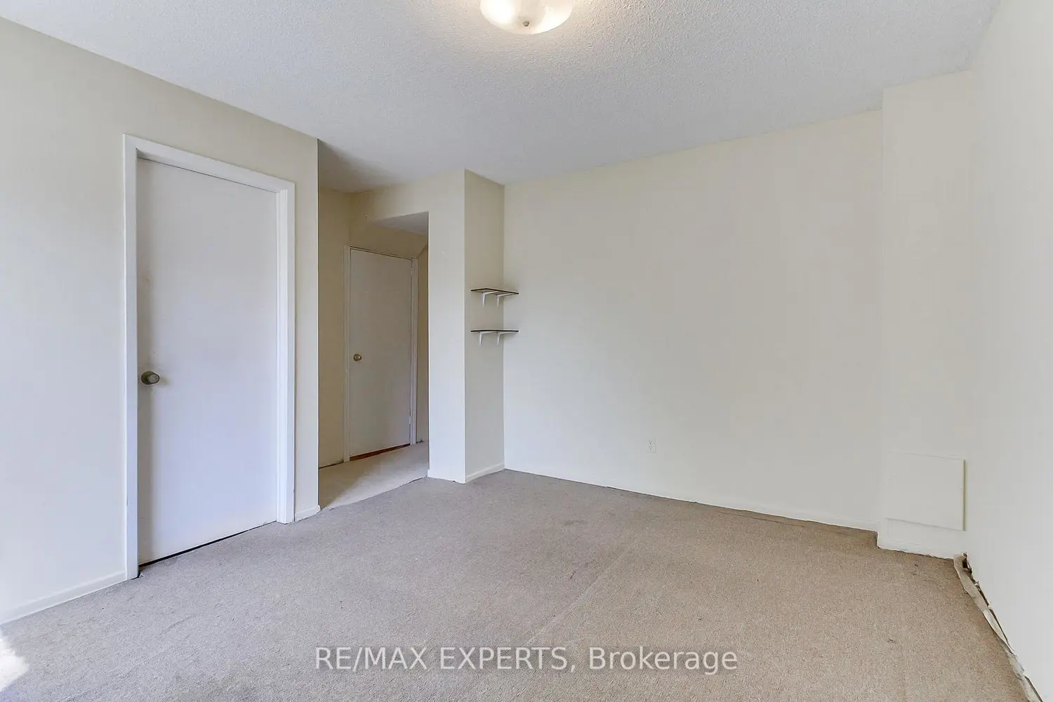 Additional image 13 of 1655 Geta Circle 16