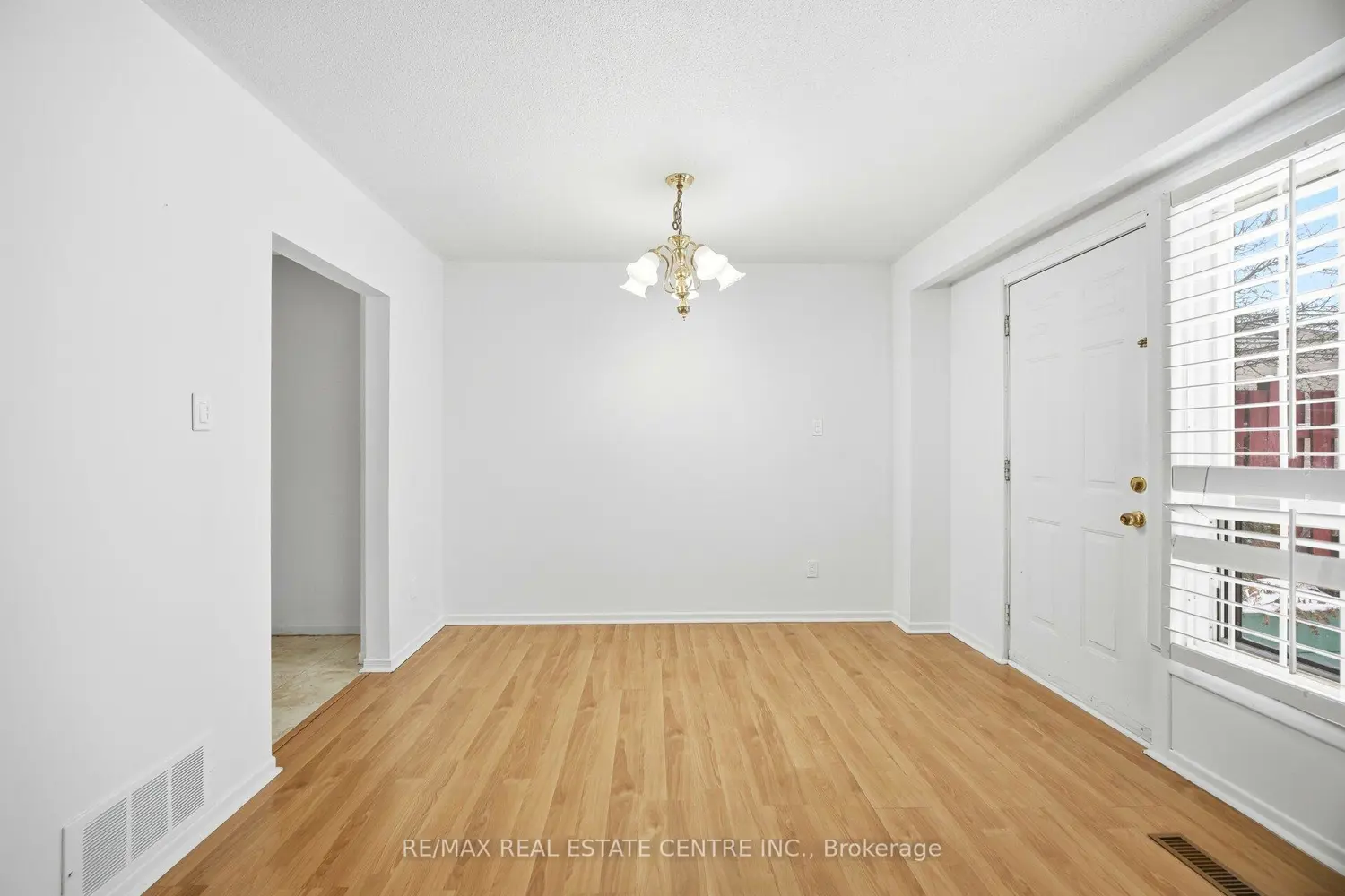 Additional image 5 of 25 Gosford Boulevard 24