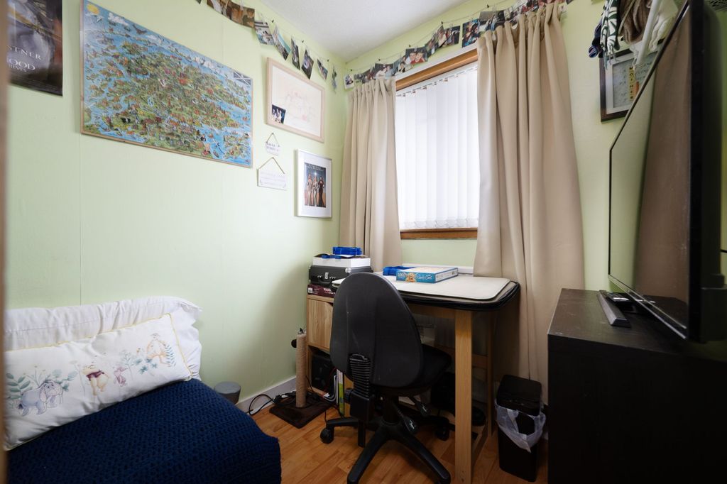 Additional image 14 of 3 bed semi-detached house for saleCrisswell Crescent, Greenock PA16