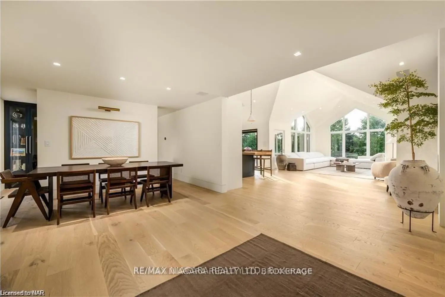 Additional image 9 of 3551 Cardinal Drive