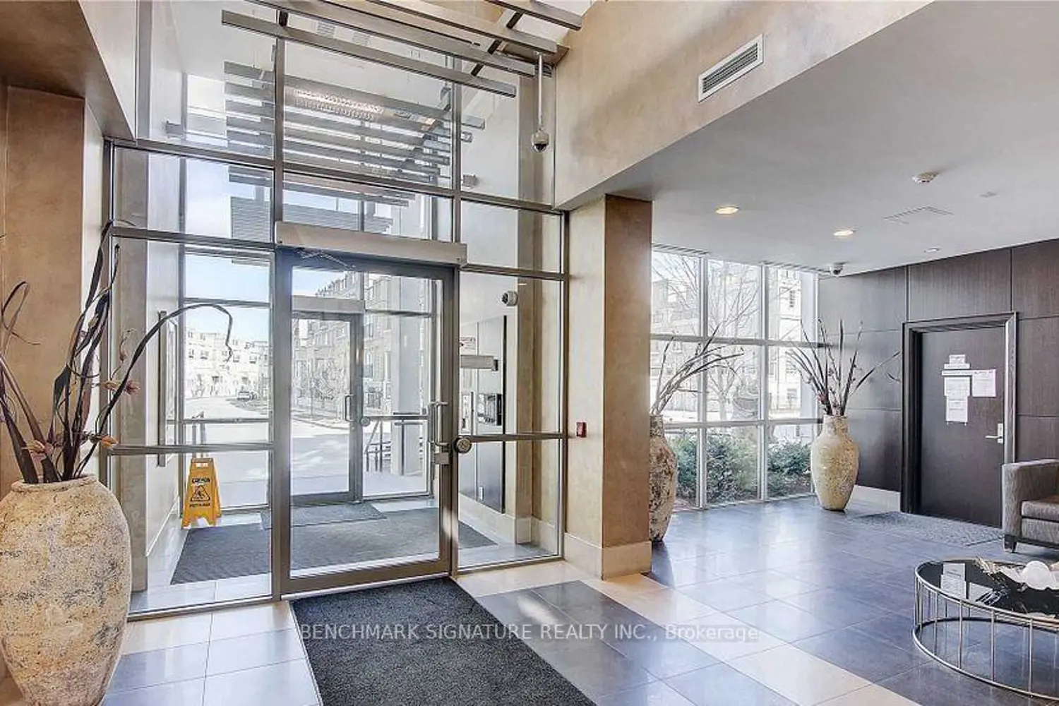 Additional image 7 of 1 Upper Duke Crescent 901