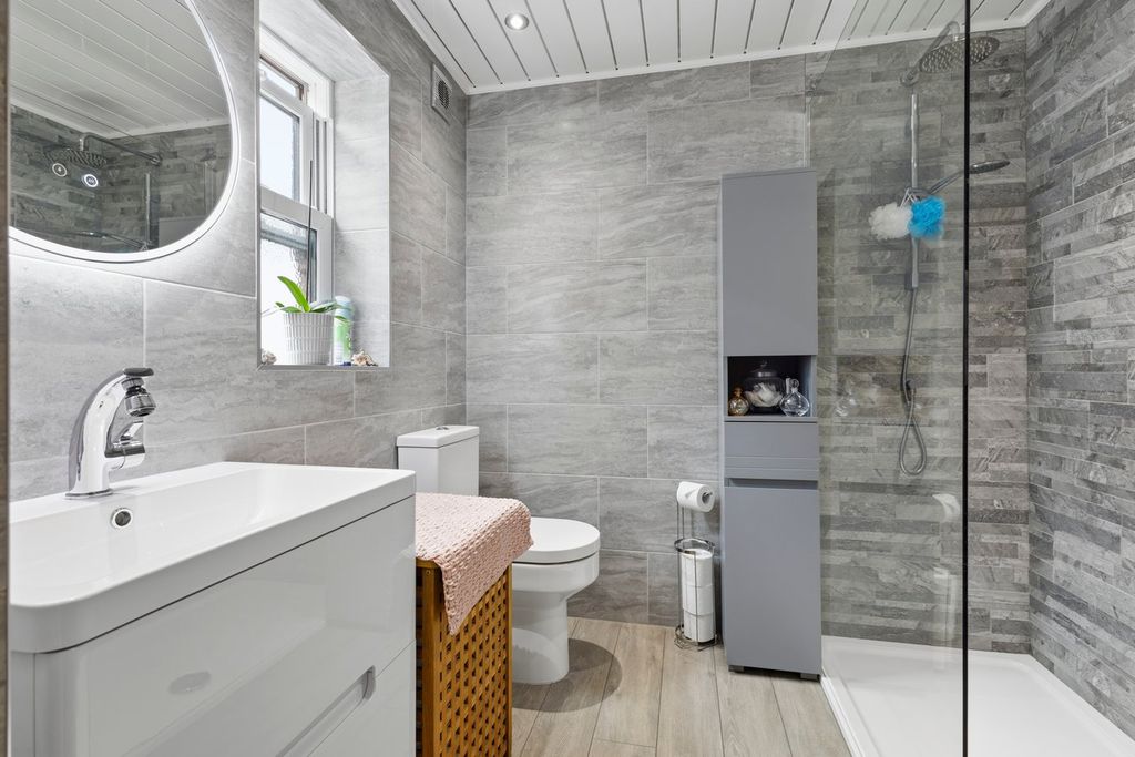 Additional image 16 of 2 bed cottage for saleGarden Street, Galston KA4