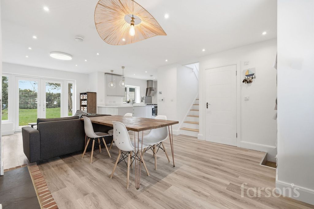 Additional image 2 of 4 bed detached house for saleColyers Lane, Erith DA8