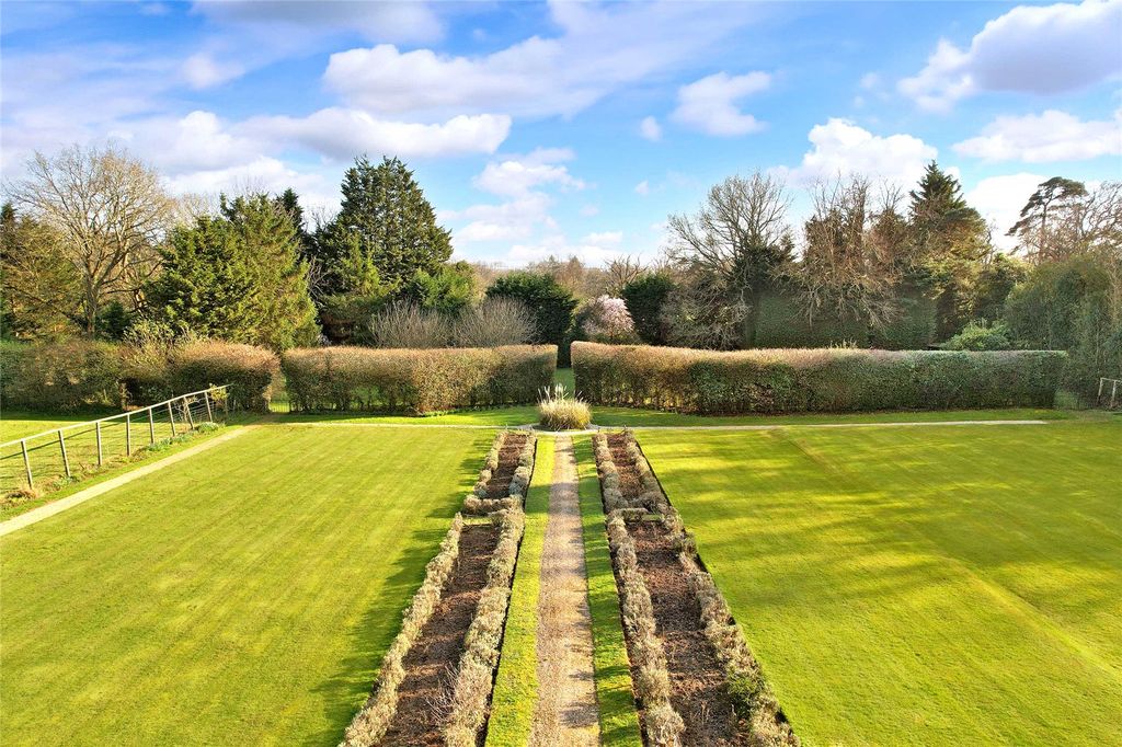 Additional image 15 of 11 bed detached house for saleSt. Huberts Lane, Gerrards Cross, Buckinghamshire SL9
