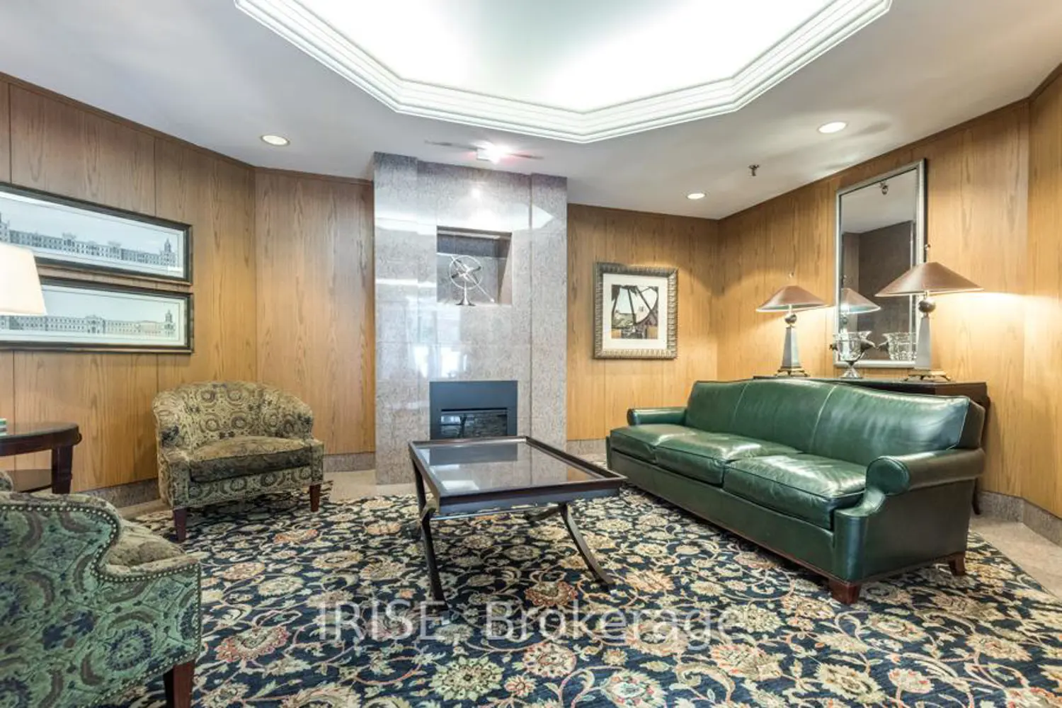 Additional image 16 of 942 Yonge Street 224