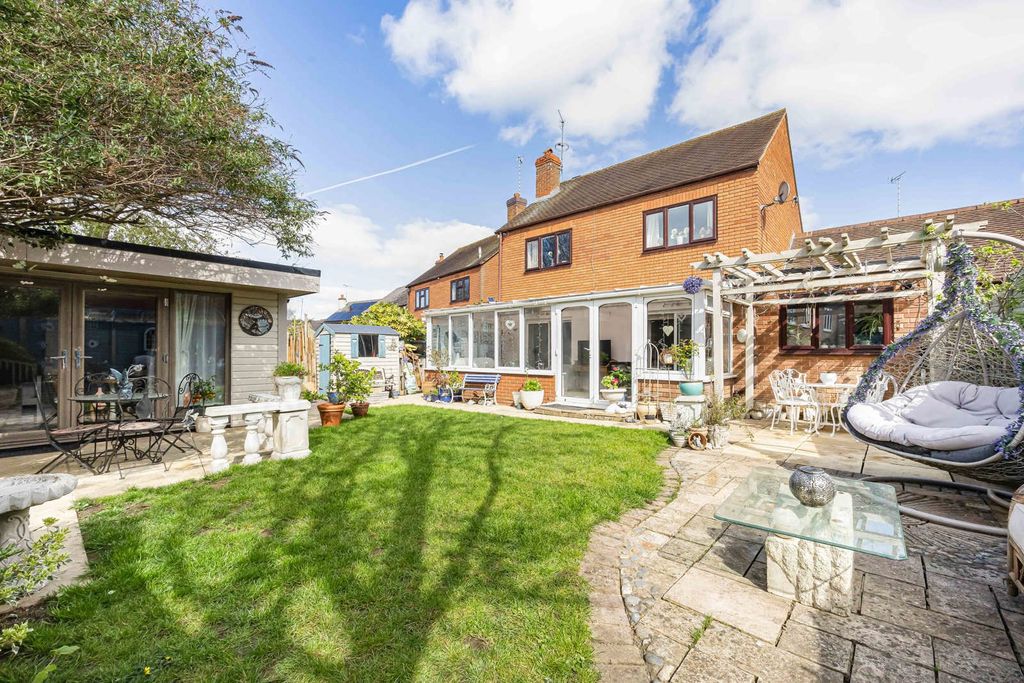 Additional image 6 of 4 bed detached house for saleWilles Close, Faringdon, Oxfordshire SN7