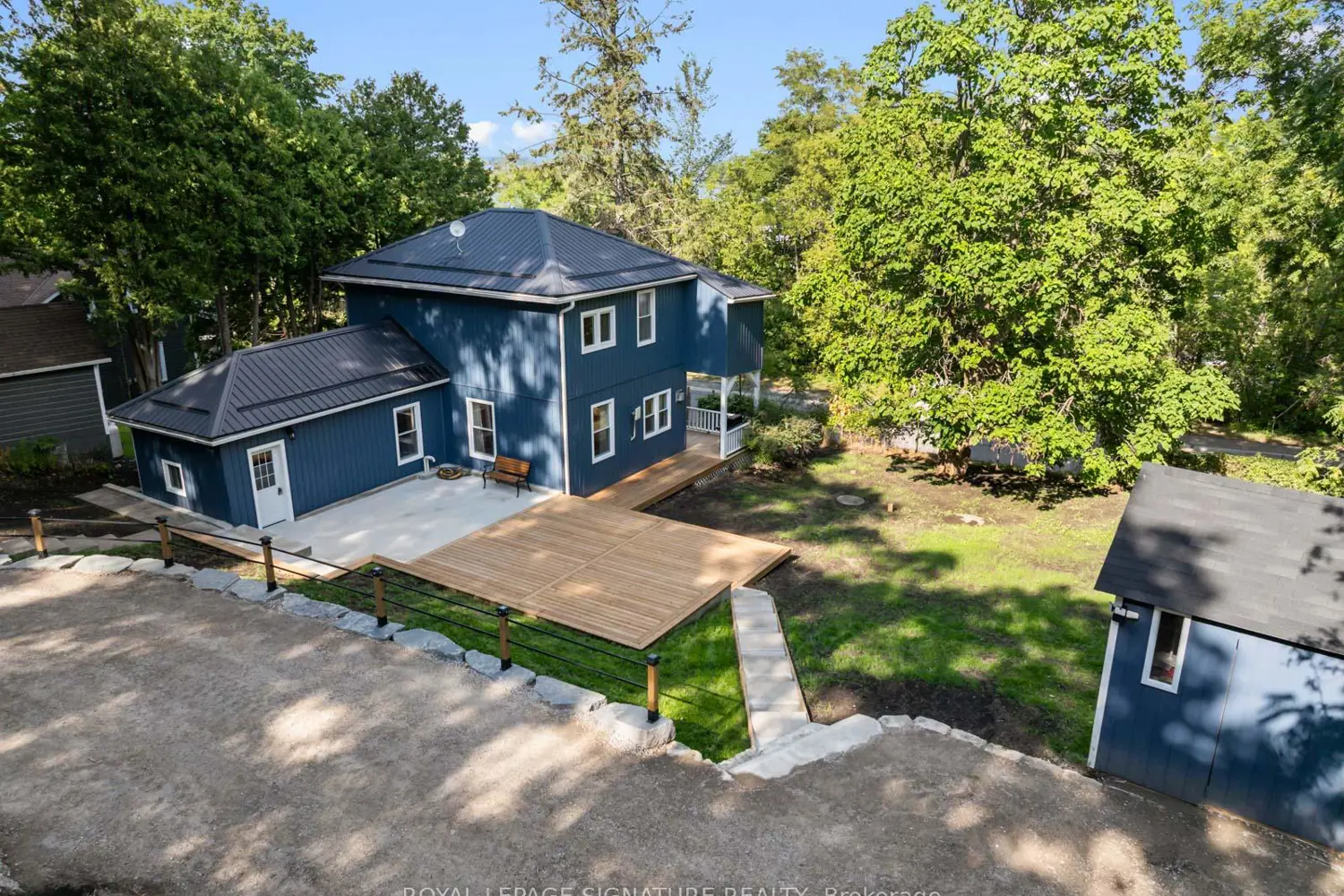 5265 Kelly Road photo 2