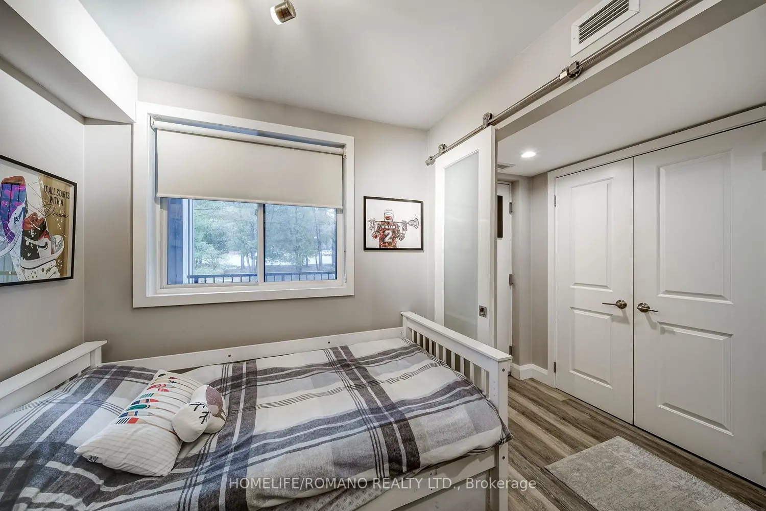 80 Horseshoe Boulevard 305 photo 4