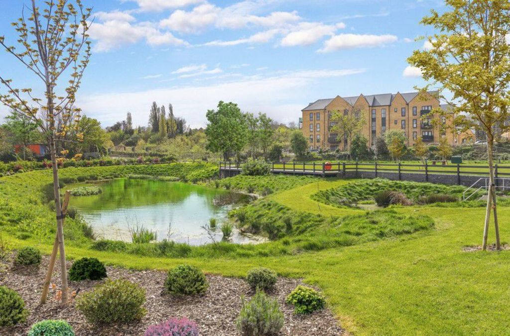 1 bed flat for saleEbbsfleet Cross, Greenford, Greenhithe DA9