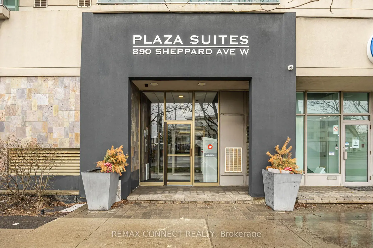 890 Sheppard Avenue 504