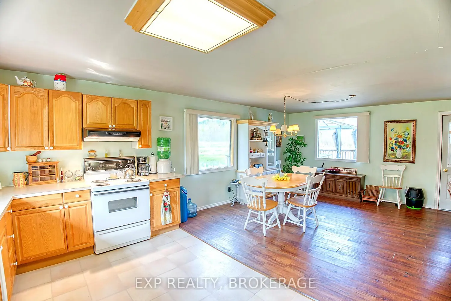1013 Turner Way photo 4