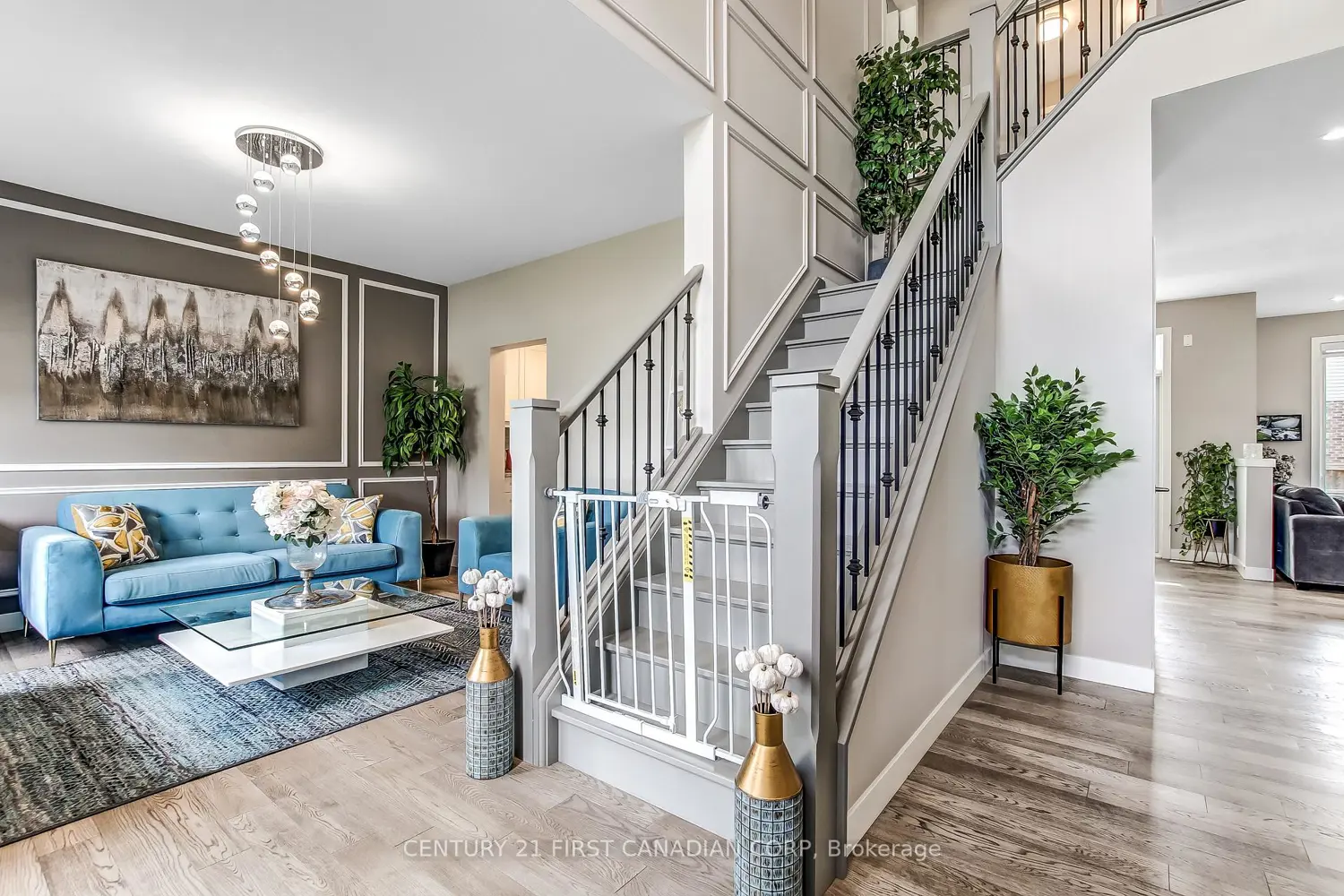 986 Loft Court photo 5