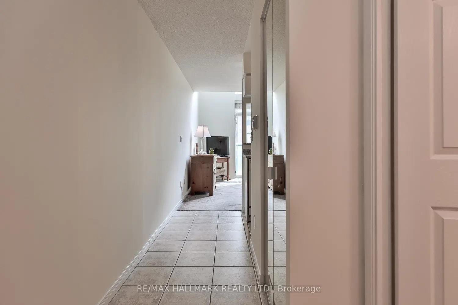 109 Front Street 528
