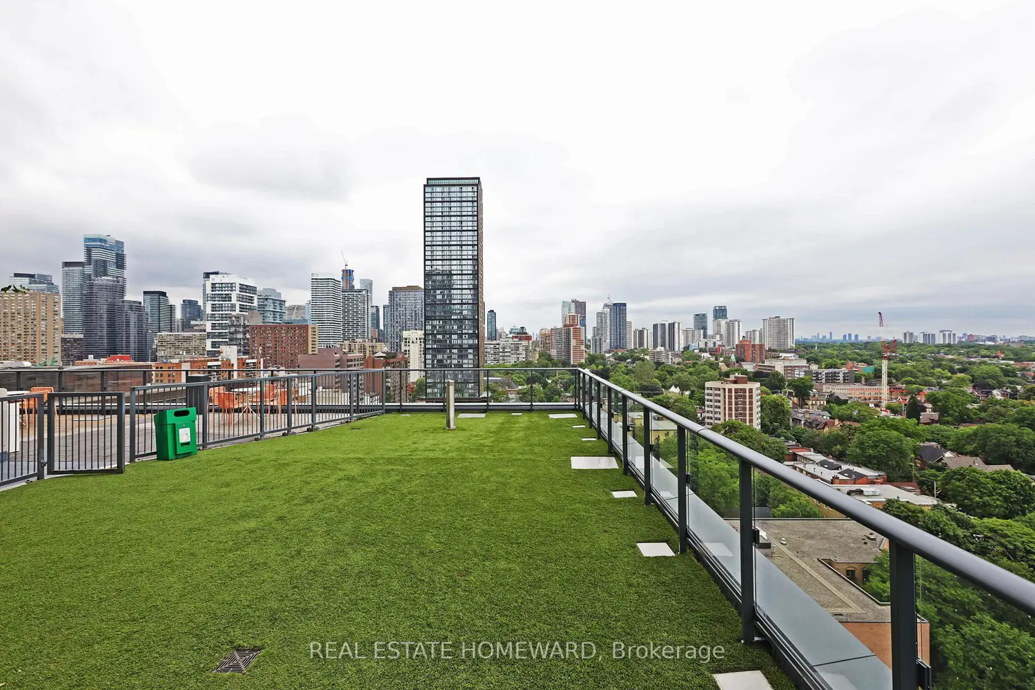 Additional image 18 of 251 Jarvis Street 2006