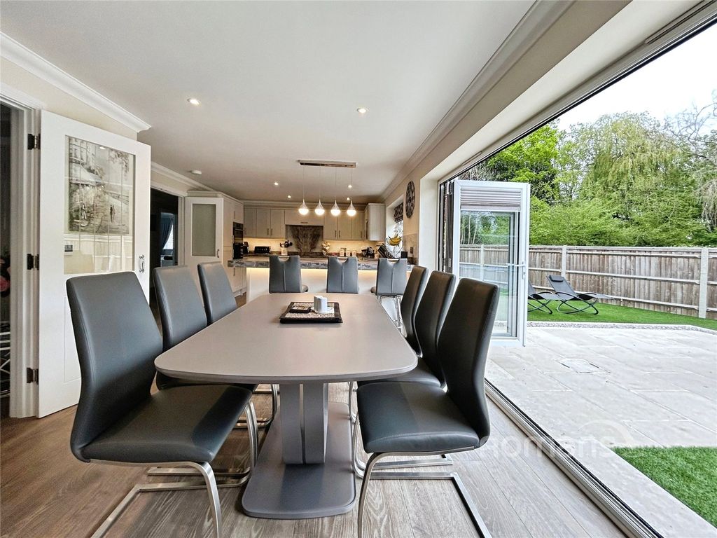 Additional image 4 of 4 bed detached house for saleGlebe Road, Farnborough, Hampshire GU14