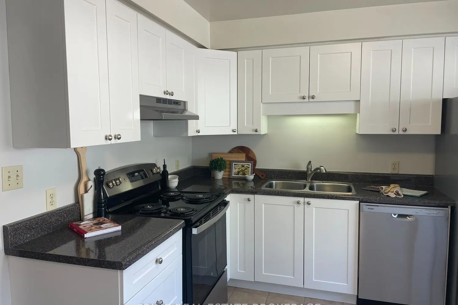 135 Belmont Drive 67 photo 4