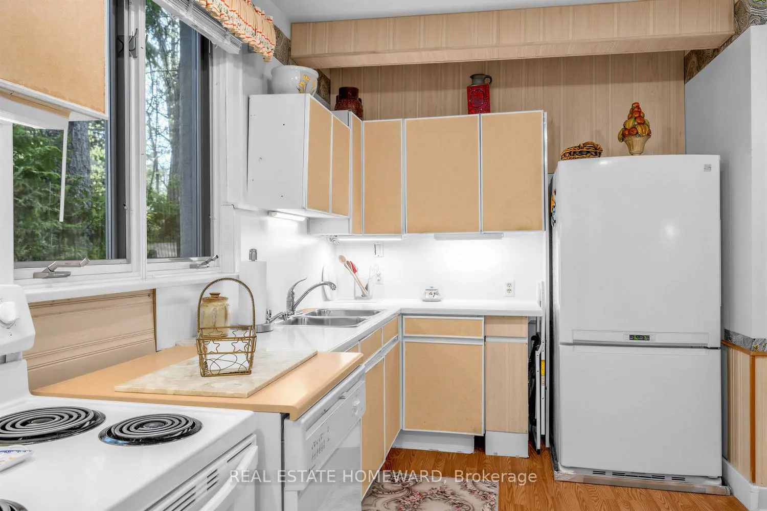 Additional image 6 of 228 Pemberton Avenue