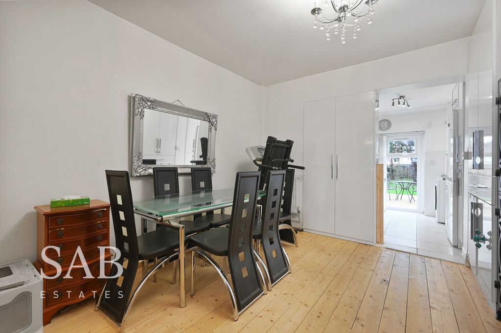 Additional image 6 of 4 bed semi-detached house for saleAllenby Road, Southall UB1