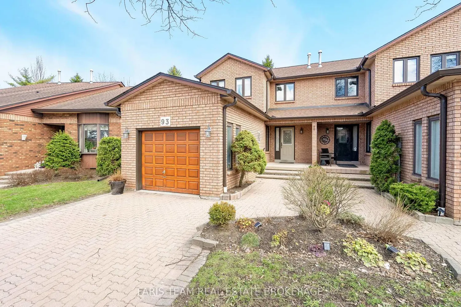 93 Riverview Road photo 2