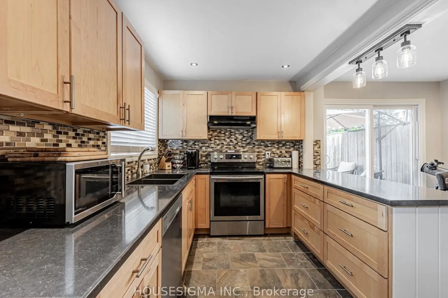 1379 Orlando Court photo 5