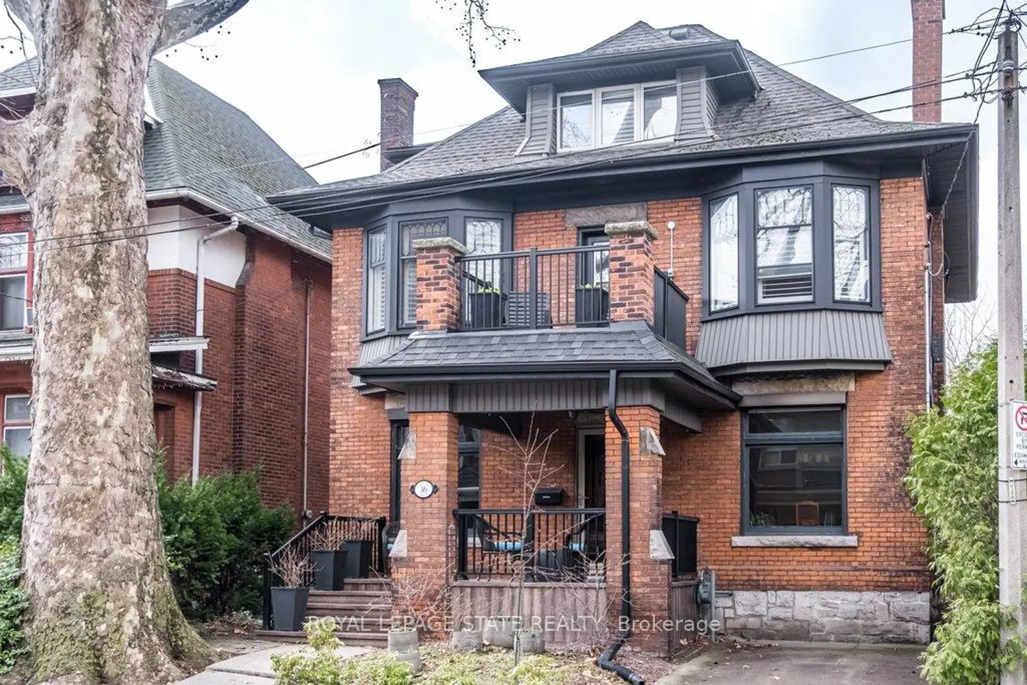 36 Eastbourne Avenue photo 2