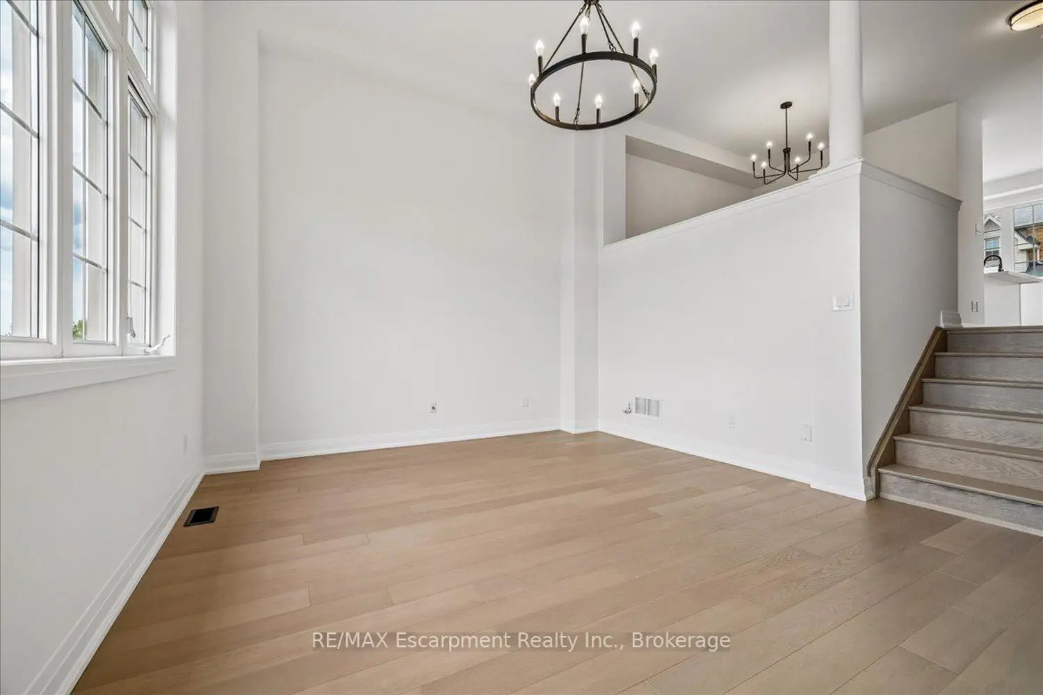 Additional image 3 of 2171 Fiddlers Way 36
