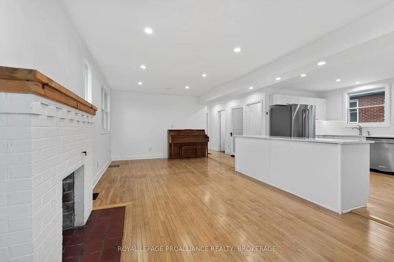 229 Park Street photo 2