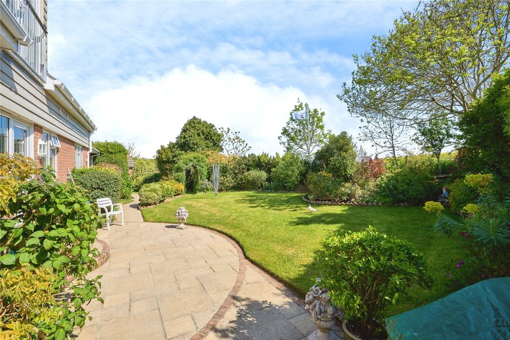 Additional image 5 of 6 bed detached house for saleMonks Lane, Freshwater, Isle Of Wight PO40