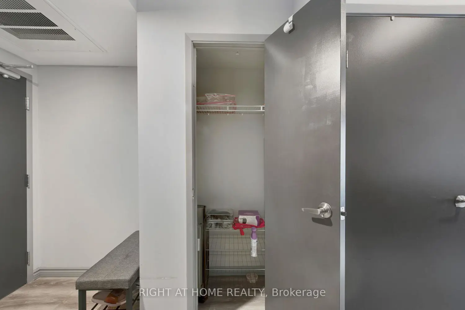 Additional image 15 of 275 Larch Street B415