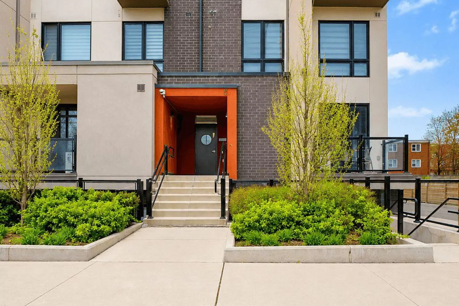 Additional image 2 of 8 Marquette Avenue 7