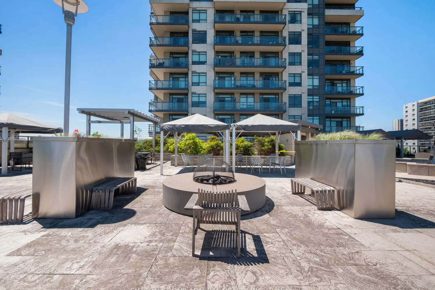 Additional image 12 of 35 Fontenay Court 606