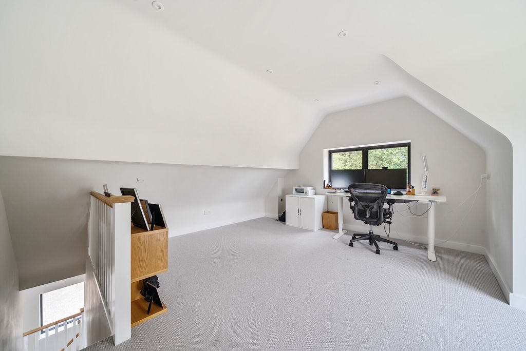 Additional image 29 of 7 bed detached house for saleTilford Road, Farnham GU9