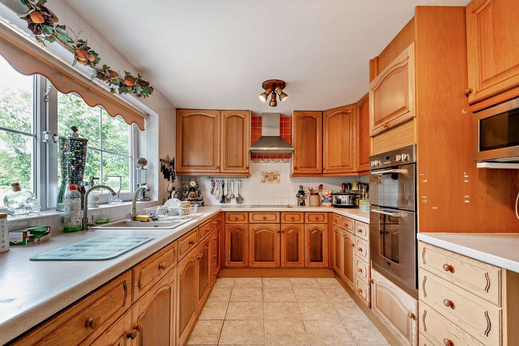 Additional image 5 of 3 bed detached house for saleTotterdown Lane, Fairford, Gloucestershire GL7