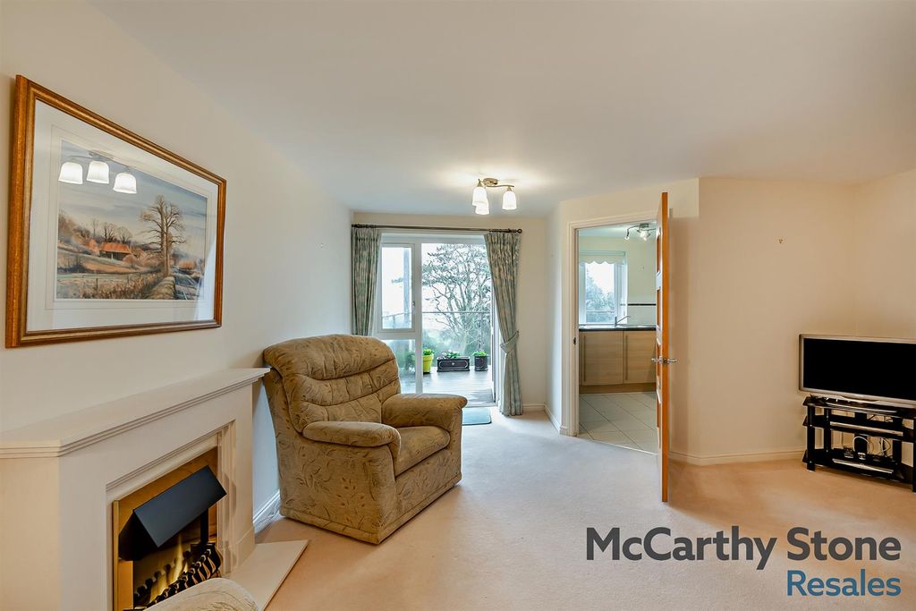 Additional image 5 of 2 bed flat for saleRoswell Court, Douglas Avenue, Exmouth EX8