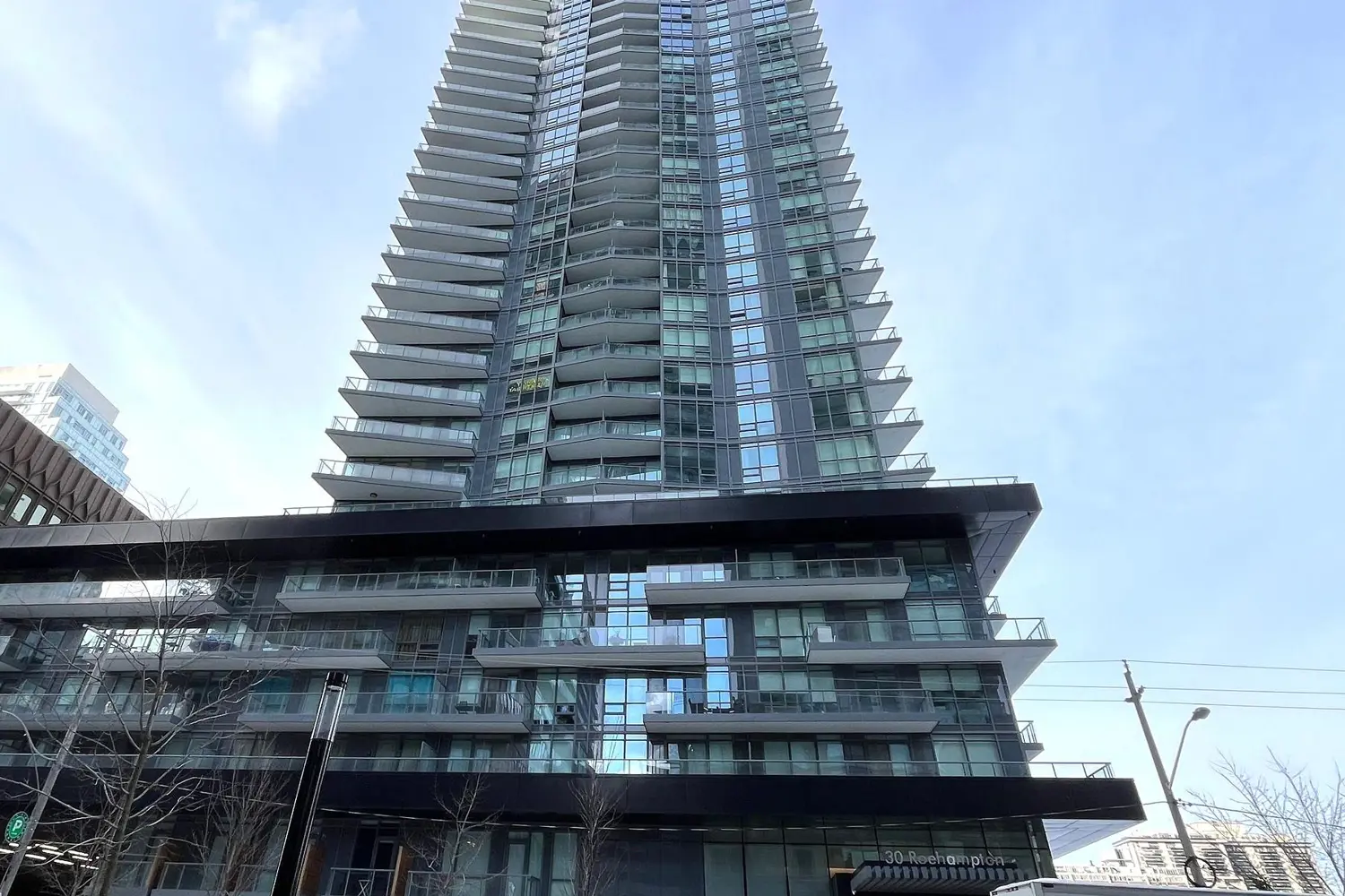 30 Roehampton Avenue 2410