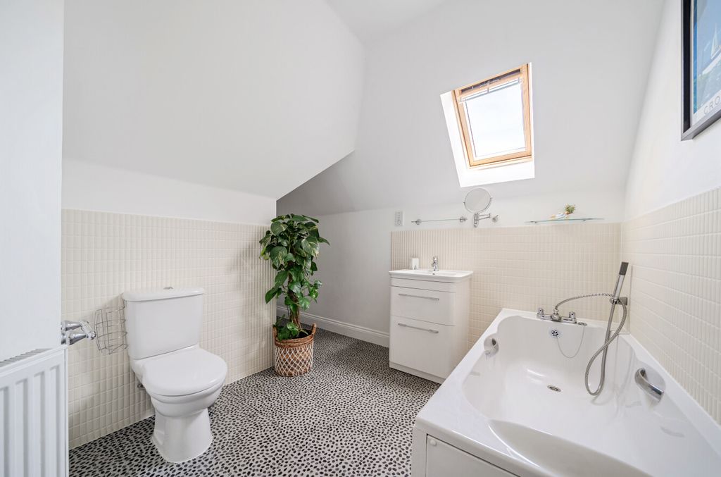 Additional image 7 of 2 bed flat for saleChalford Grange, Fareham, Hampshire PO15