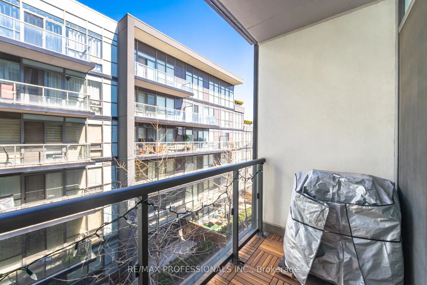 Additional image 13 of 15 James Finlay Way 922