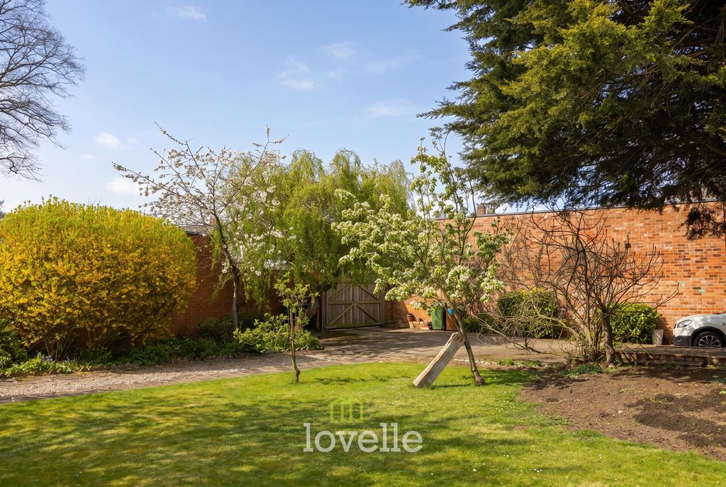 Additional image 52 of 5 bed end terrace house for saleAbbey Road, Grimsby DN32