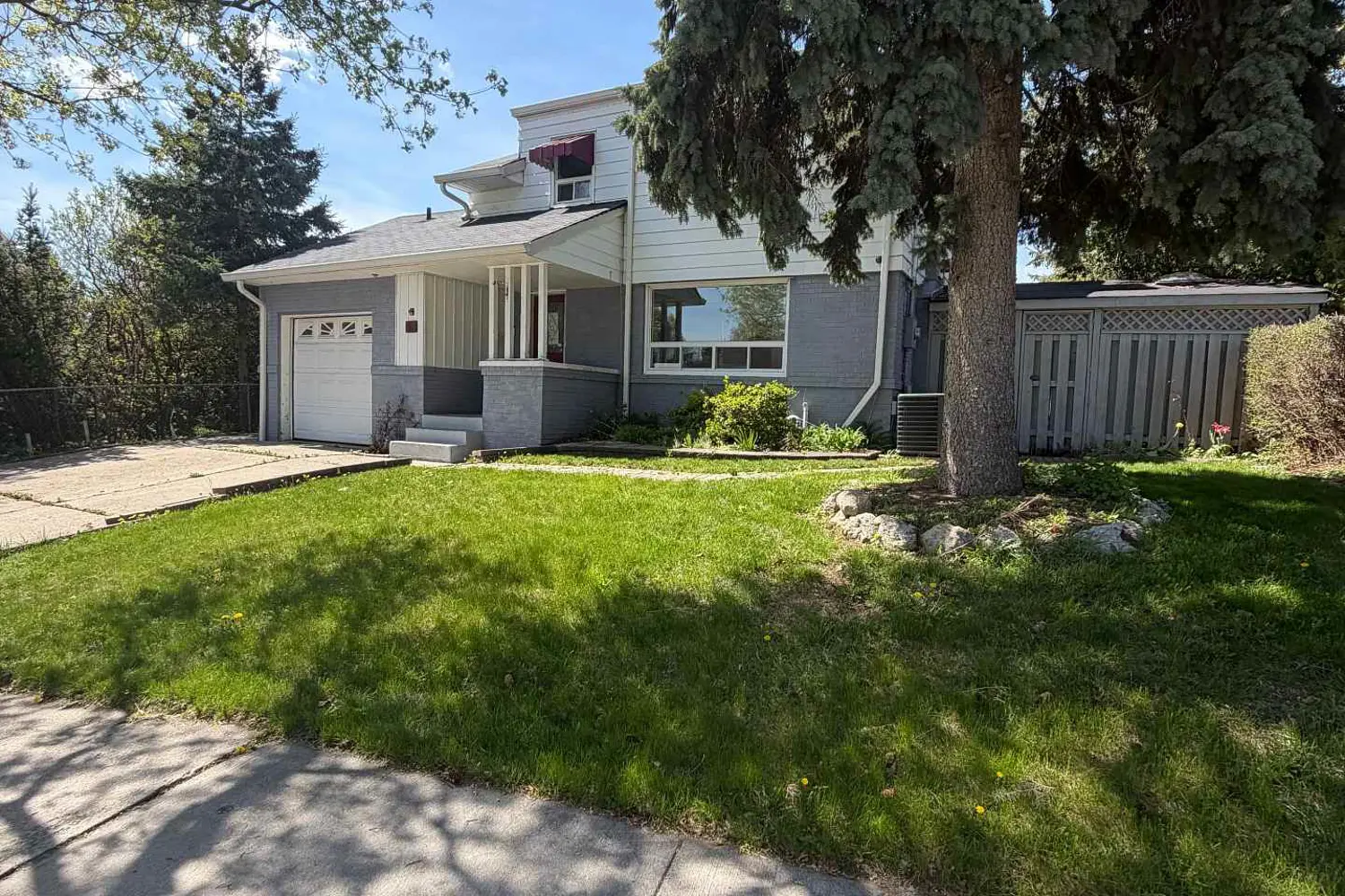 52 Eldomar Avenue photo 3