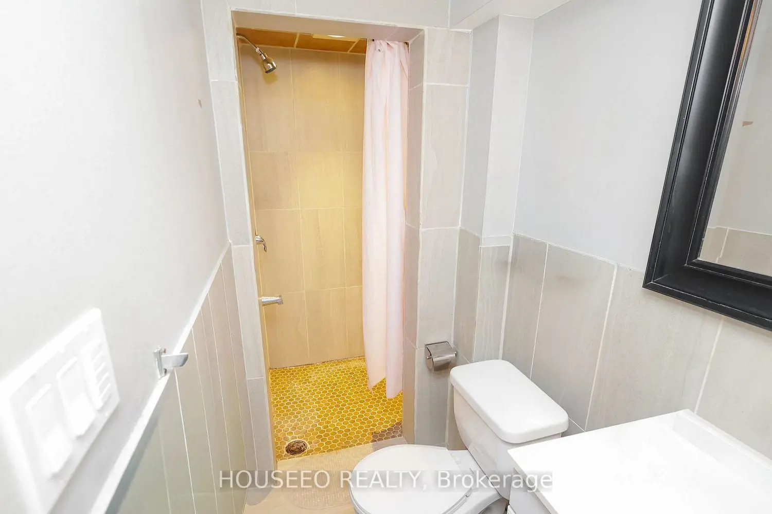 Additional image 5 of 6294 Ash Street