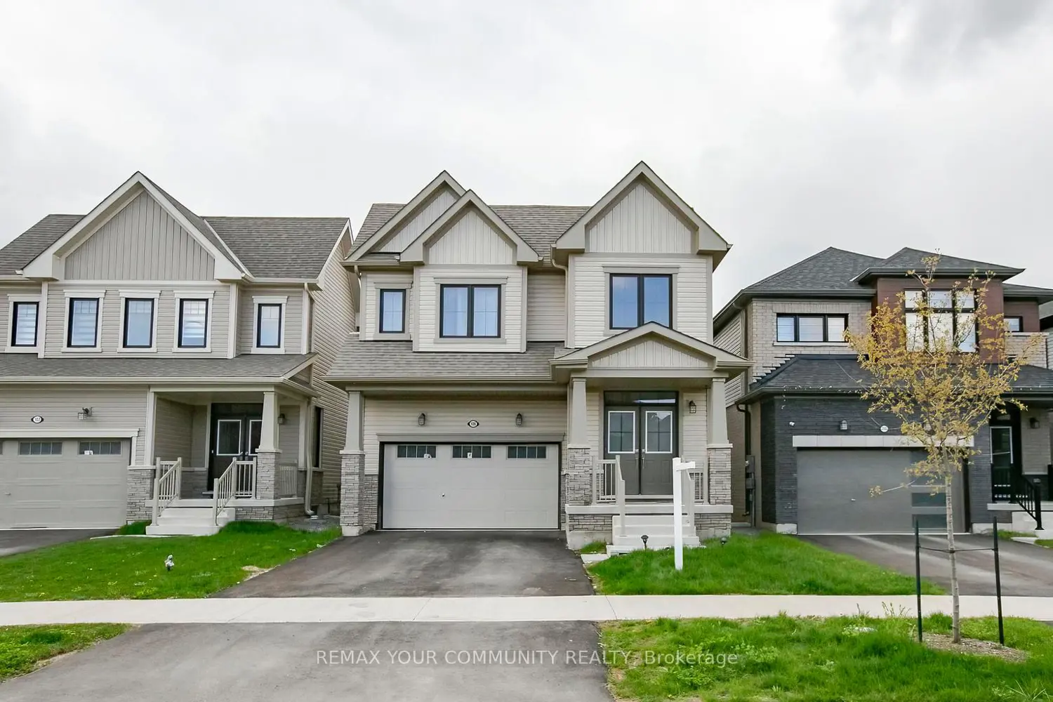 106 Higgins Avenue photo 3